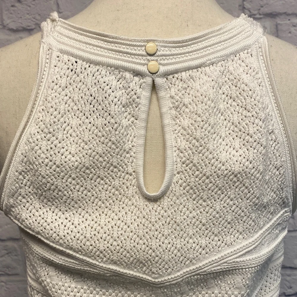 White House Black Market Textured White Knit Tank Top Size M - Picture 6 of 9